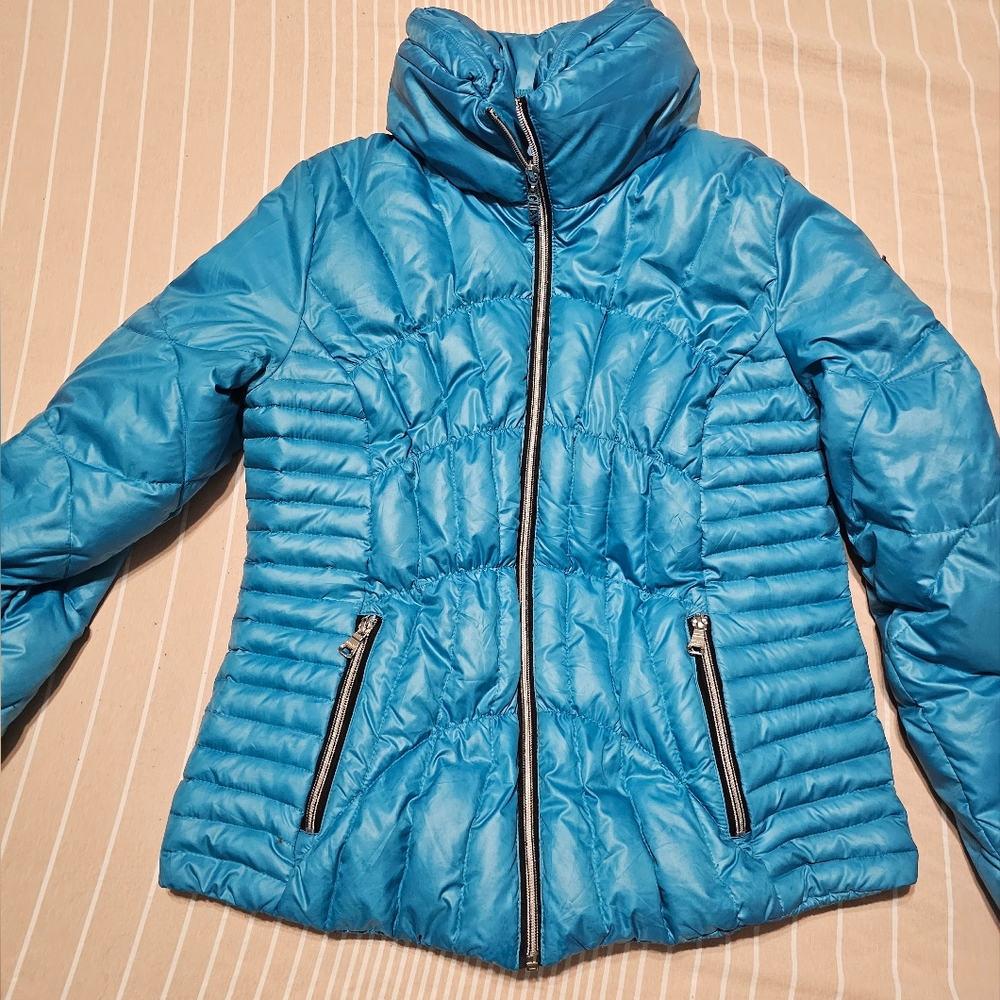 *SOLD* GUESS Puffer Coat